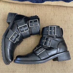 Blondo Black Camila Waterproof leather Moto Biker Booties 6